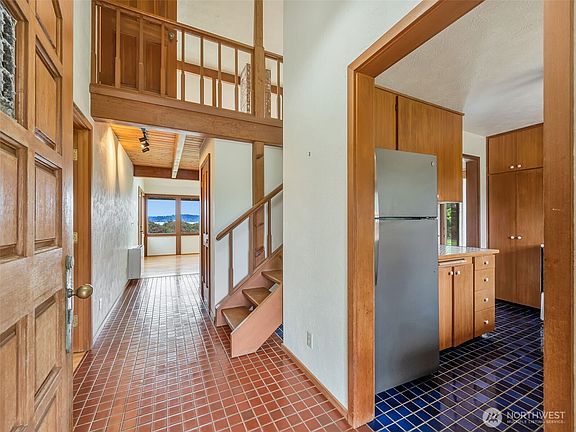 4th image of 25906 Sandridge Road