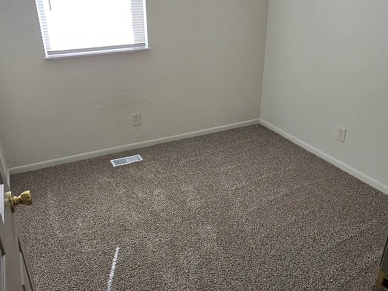 1715 Partridge Dr — Photo 11