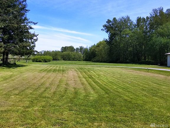 Looking at East from Fruitdale Road.  The East end of the shop is barely visible to the right. 