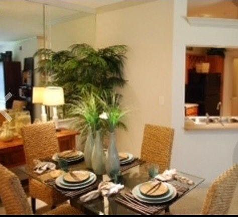 4th image of 2525 Jones Dr