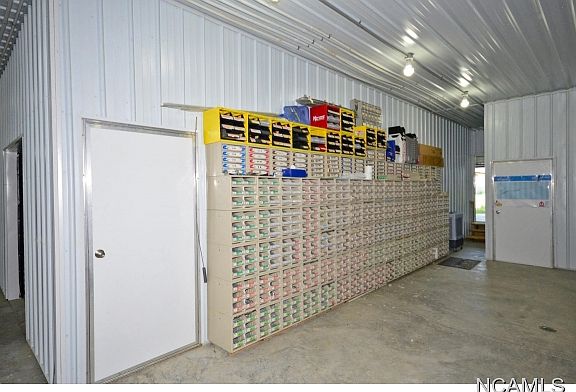 3rd image of 154 County Road 683