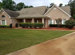 408 Kyndal Way, Hampton, GA 30228