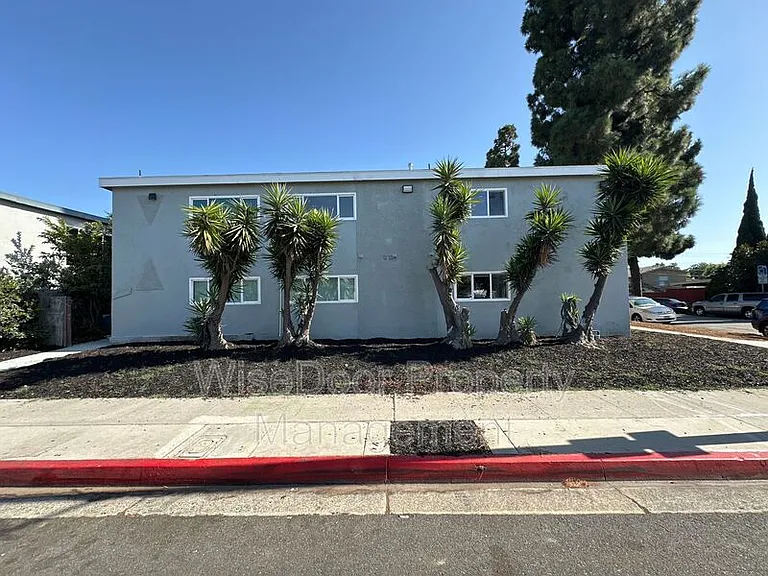 10392 Lampson Ave — Photo 13