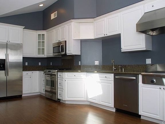 2nd image of 2653 Dalemead St