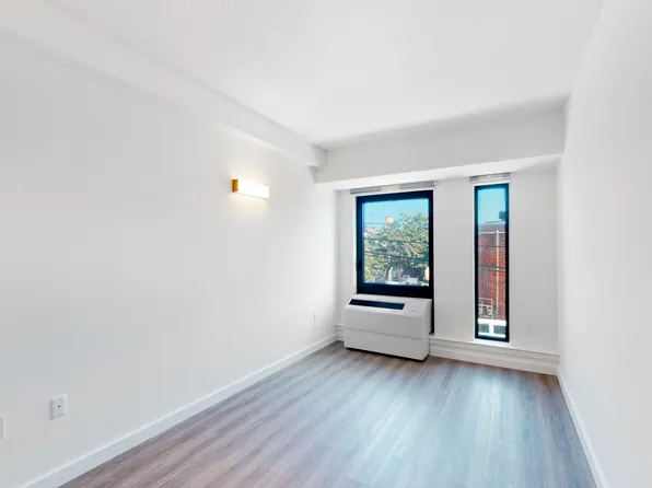 19-38 Cornaga Avenue image 5 of 21