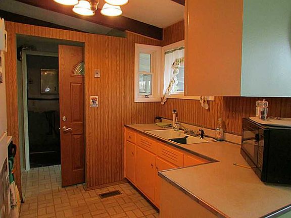 5th image of 2361 Kingswood Dr E