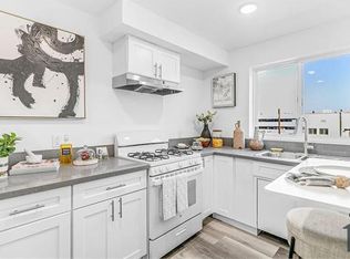 2837 San Marino St, Los Angeles, CA 90006