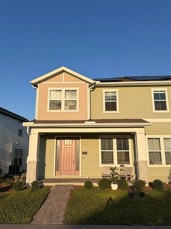 3 bed, 2.5 bath, 1854 sqft, $2,400 — Photo 1