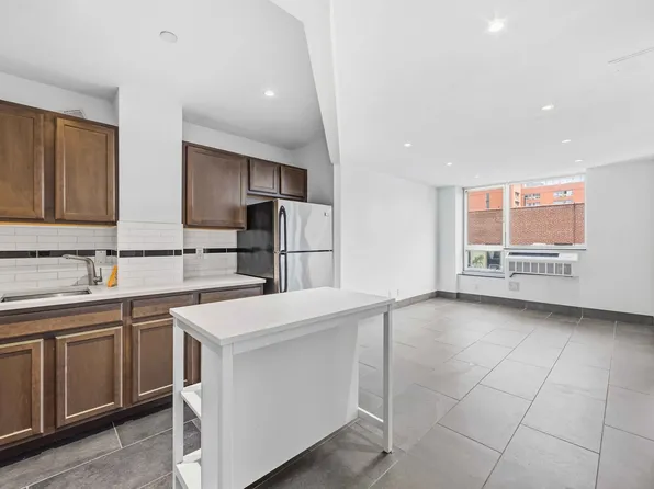 164 Attorney St #614, New York, NY 10002