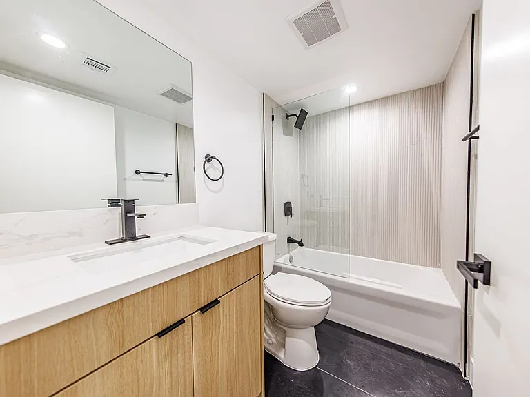 2026 Luxury 3, 4 & 5 Bed Townhomes — Photo 39