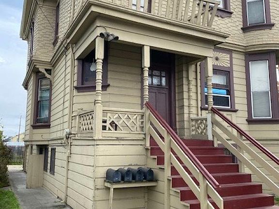 3rd image of 812 6th Ave