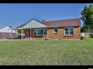 119 Crestwood Rd, Kaysville, UT 84037