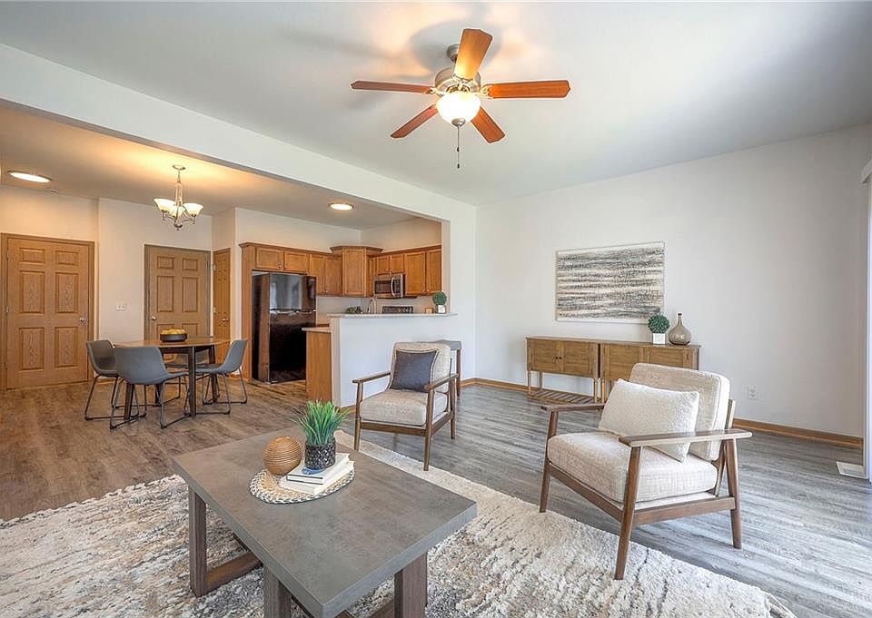 1st image of 10349 Sloan Ave