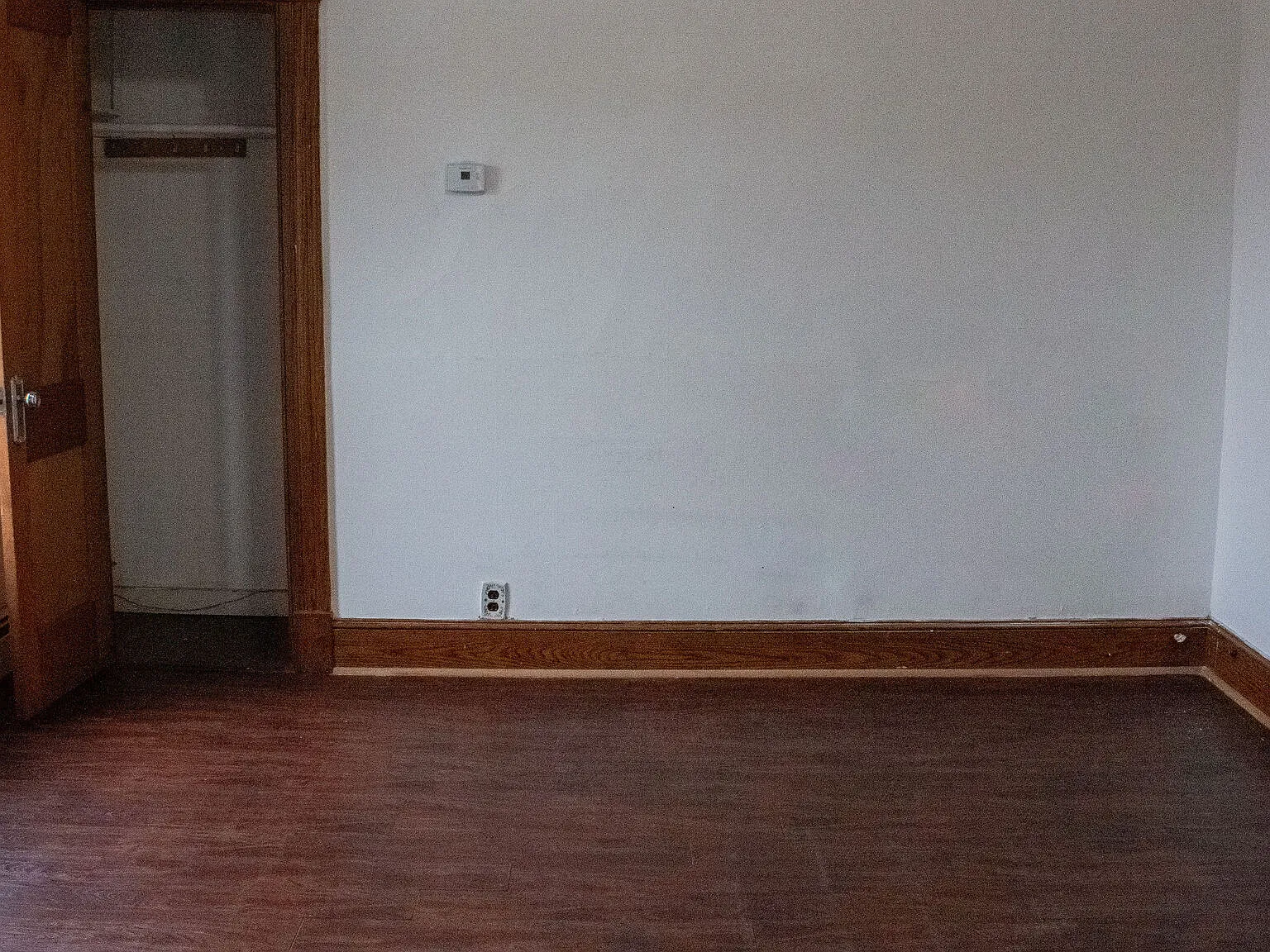 2 bed, 1.0 bath, 3690 sqft, $1,475 — Photo 2