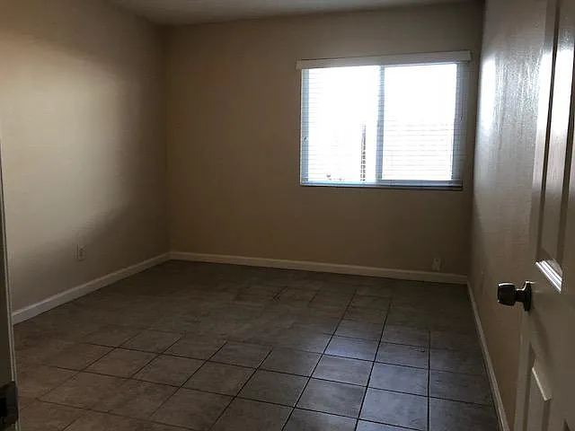8706 Hurlbut St — Photo 20