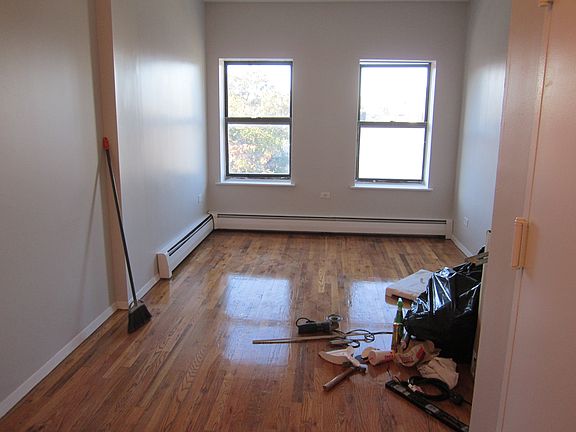 4th image of 107 Van Buren St #D14