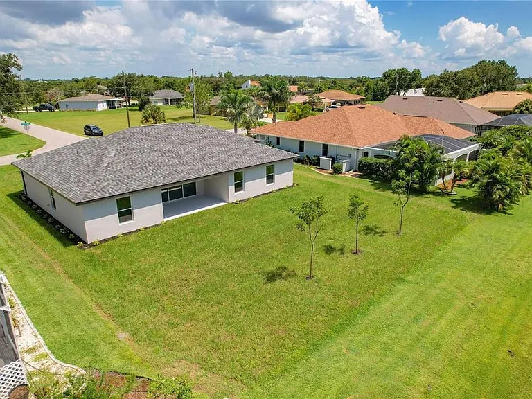 27307 Tierra Del Fuego Cir — Photo 44