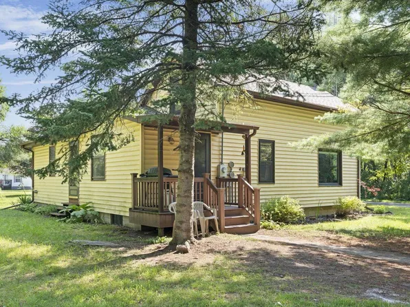 350 Railroad Avenue, Lyndon Station, WI 53944