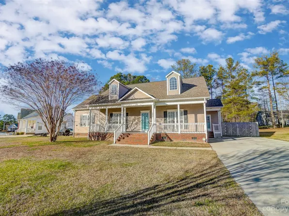 5040 Sedgefield Dr, Lancaster, SC 29720