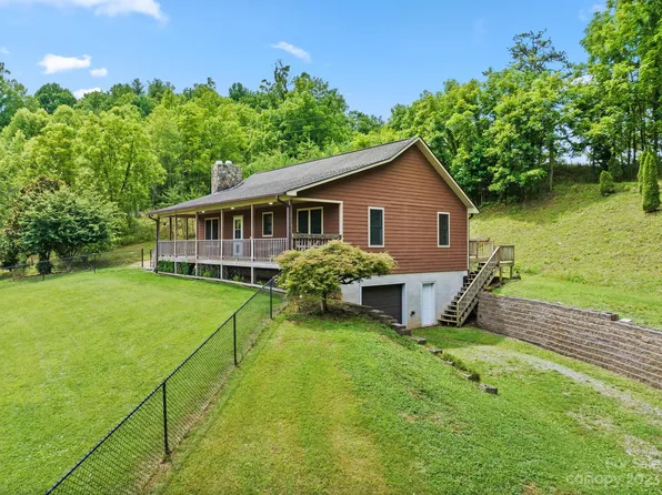 400 Fieldview Way, Canton, NC 28716