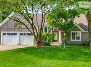 7301 W 57th St, Overland Park, KS 66202