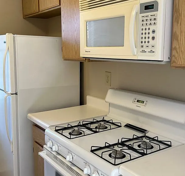 10337 Azuaga St #224 — Photo 5