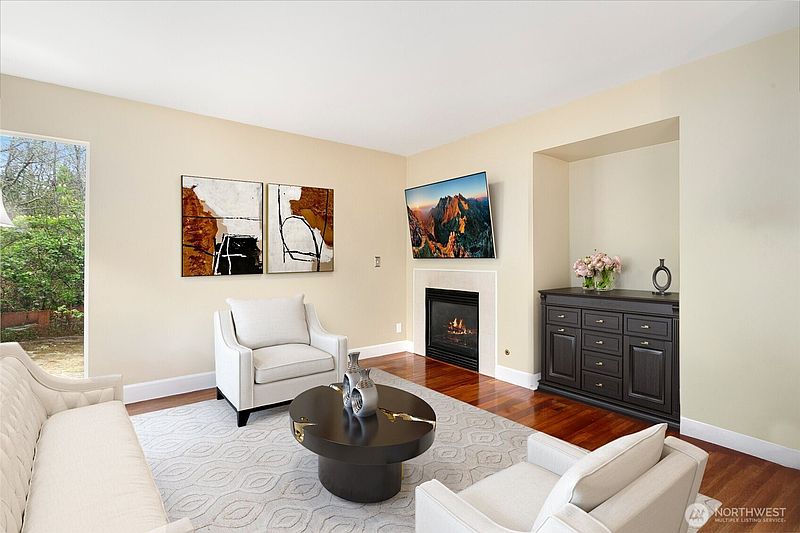 3rd image of 6611 133rd Street SE
