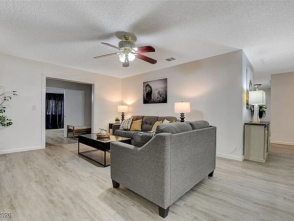 3rd image of 5171 Reeder Cir