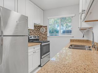 676 San Juan Dr, Sunnyvale, CA 94085