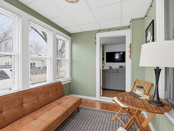 3rd image of 1310 S Madison St