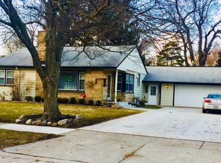 519 Woodside Rd, Royal Oak, MI 48073