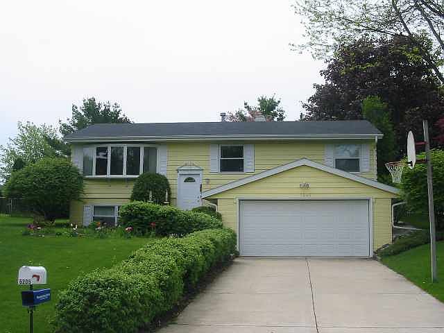 1st image of 5205 Meadowood Dr