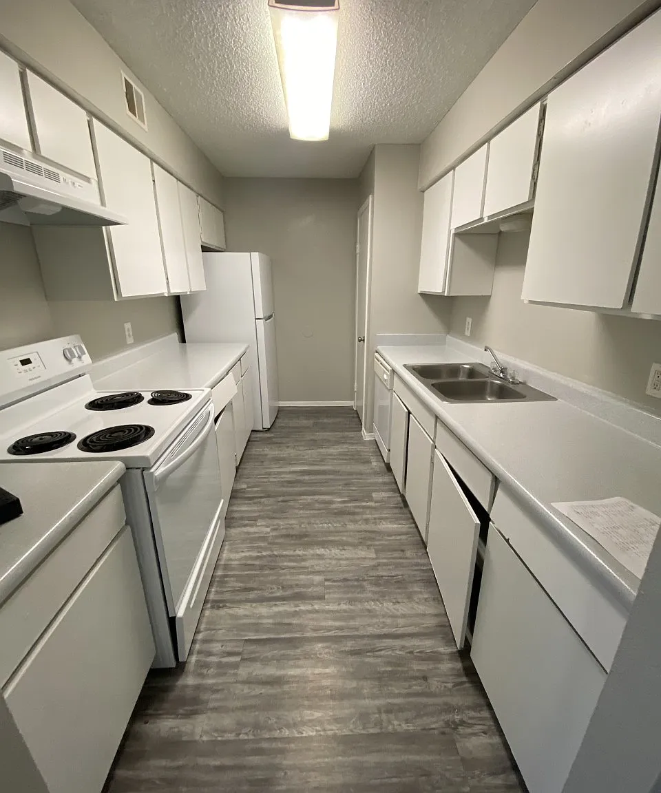 Edinburg Place Apartments - 0408 — Photo 4