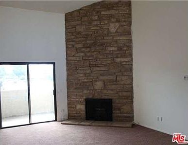 2nd image of 14050 Magnolia Blvd APT 313
