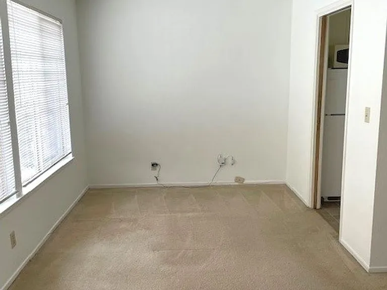 2519 Parker St #102 — Photo 4