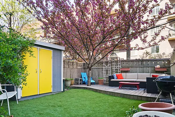 Sold by Compass | media 5