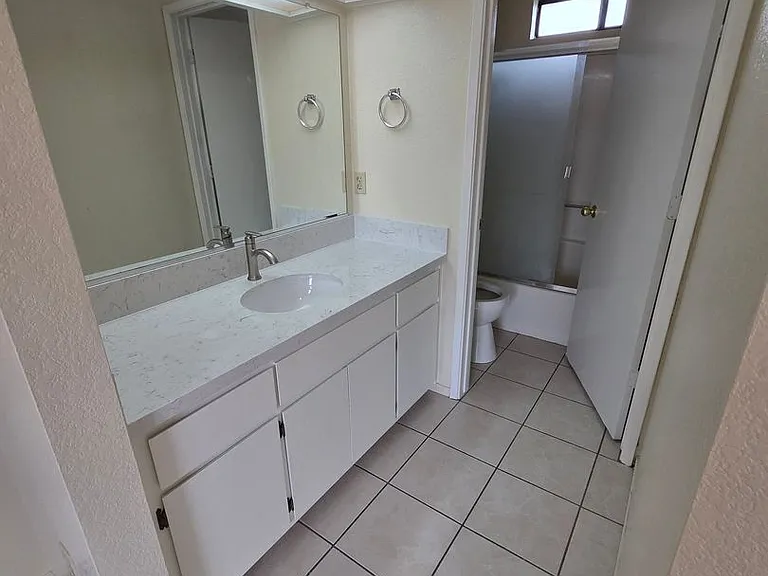 3623 La Mancha Pl — Photo 13