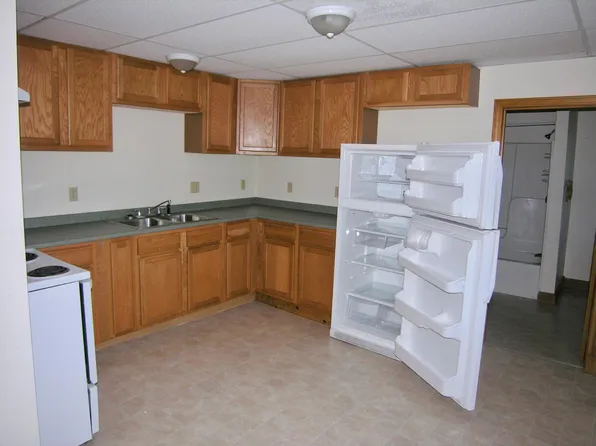 163B Bennoch Rd, Orono, ME 04473