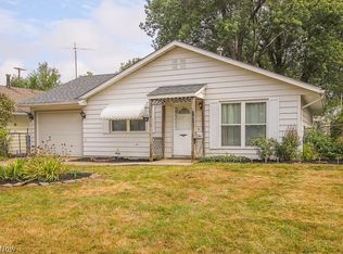 1075 E 167th St, Cleveland, OH