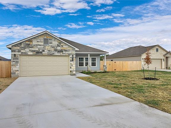 3rd image of 308 Cotton Cir