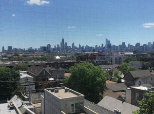 1720 N Marshfield Ave, Chicago, IL 60622