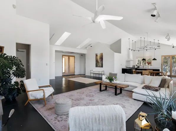 36 San Sebastian Rd, Santa Fe, NM 87505