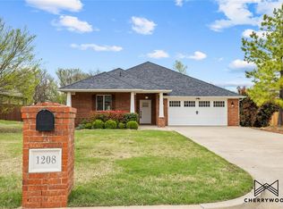 1208 Magnolia Dr, Ada, OK 74820