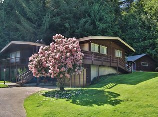 96583 Kiska Ln, Coos Bay, OR 97420