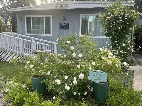 999 Laurel Ln, Grass Valley, CA 95945