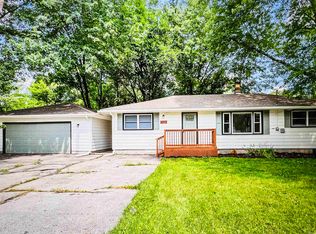 2212 E Elm St, Griffith, IN 46319