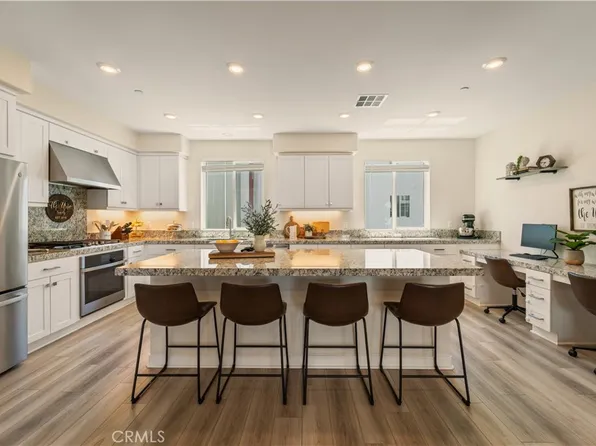 27461 Viero Pl, Valencia, CA 91381
