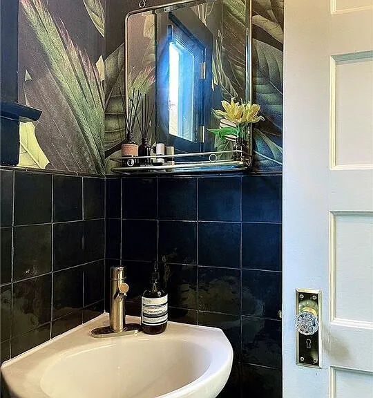 1421 N Alvarado St — Photo 18