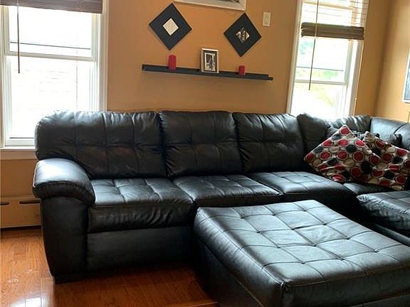 4th image of 269 1st St #2