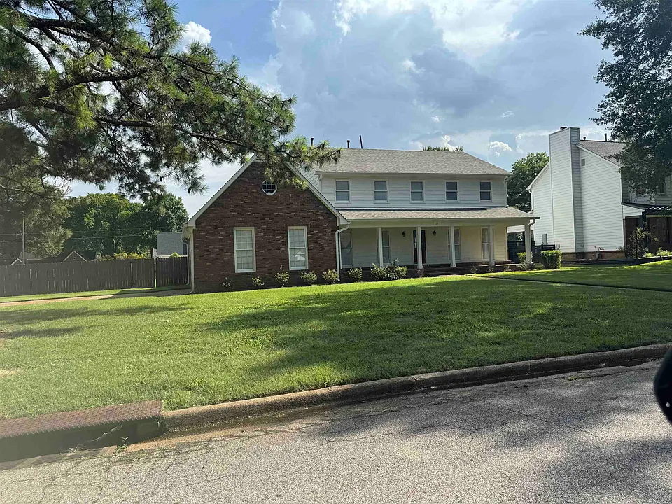 339 Oakleigh Dr